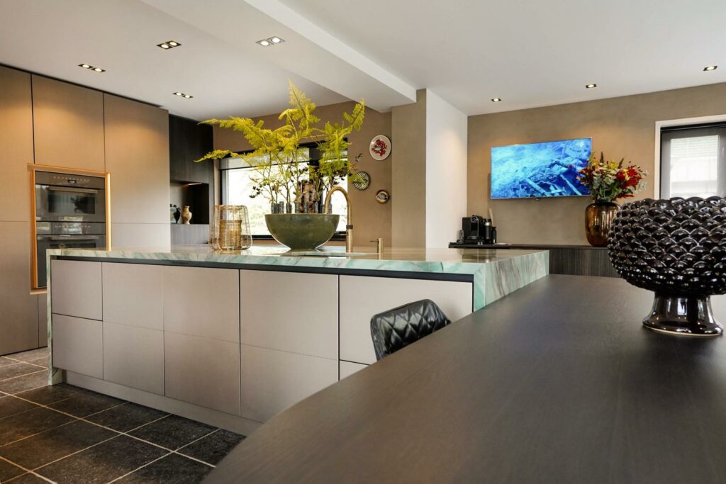 Mereno Milano en Monza keuken in metallic finish