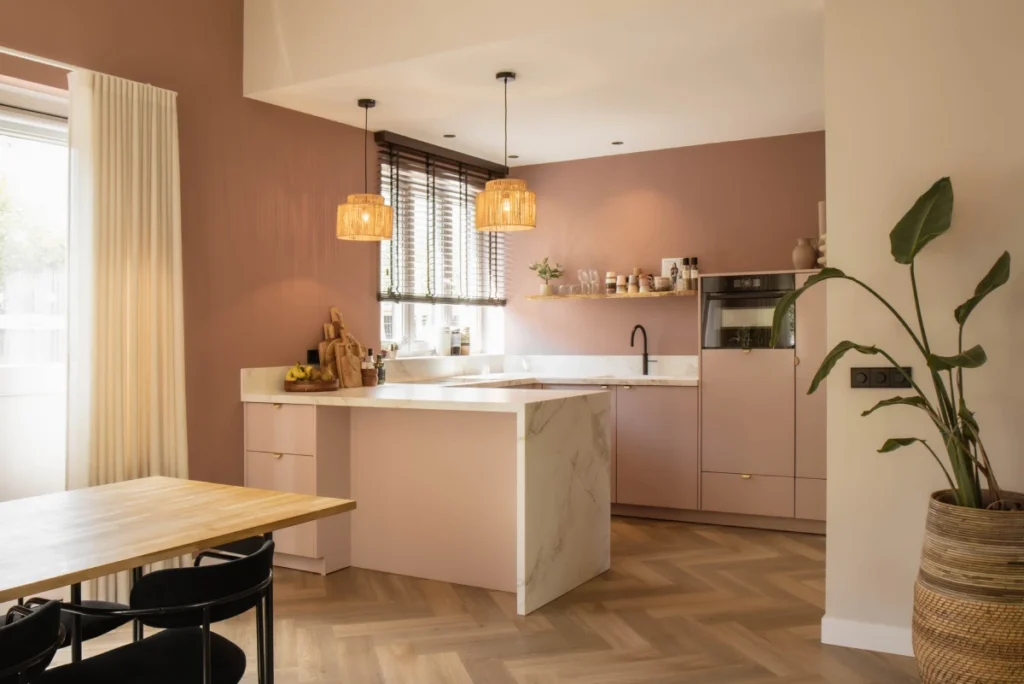 Roze Mereno Milano keuken