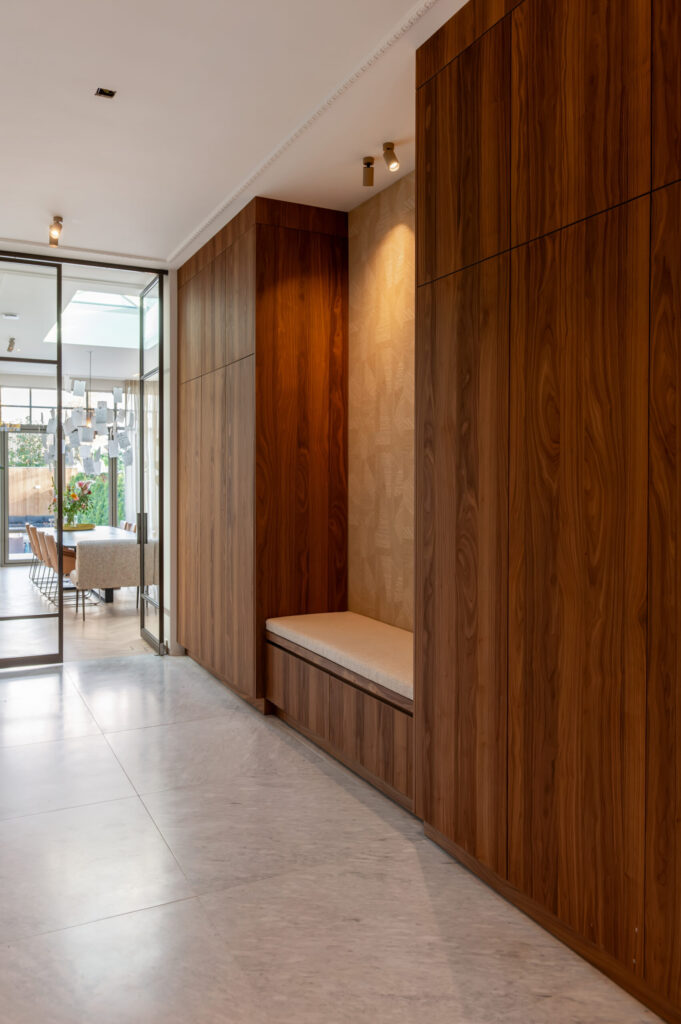 Mereno Milano notenfineer garderobekasten